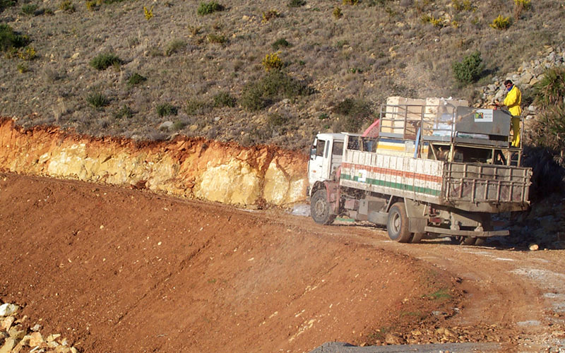 Tratamiento de terraplenes en pistas forestales